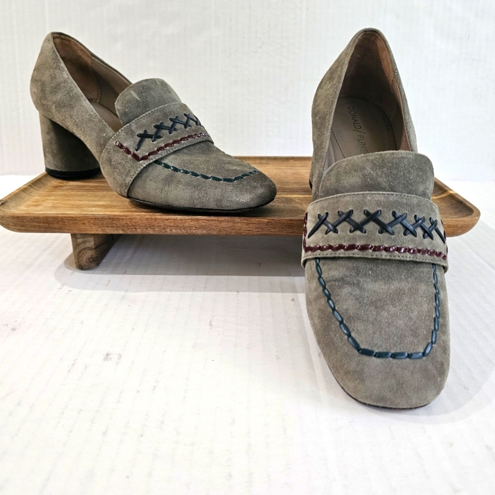 Donald Pliner Cannes Pumps Size 8.5 Gray Suede Square Toe Stitch Detail Slip On